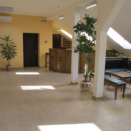 אוזהורוד Mini-Hotel Na Pidgradskiy מראה חיצוני תמונה