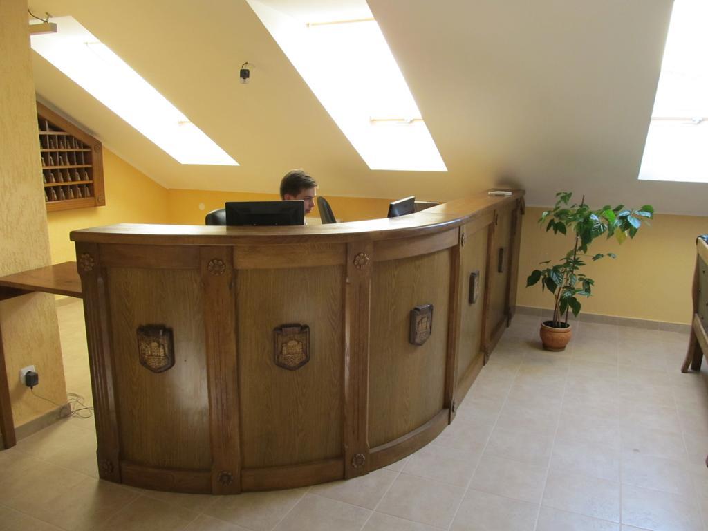 אוזהורוד Mini-Hotel Na Pidgradskiy מראה חיצוני תמונה