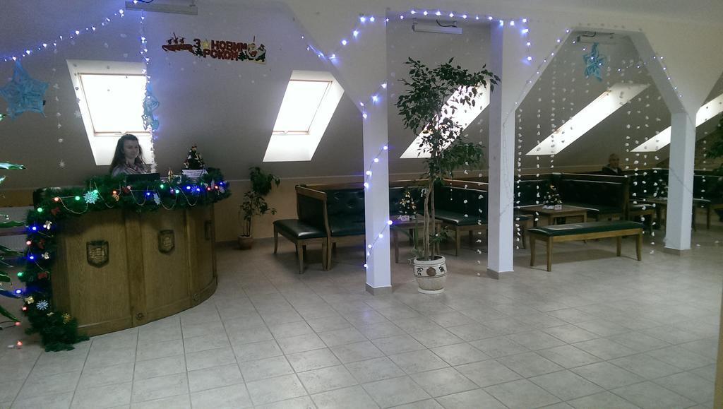 אוזהורוד Mini-Hotel Na Pidgradskiy מראה חיצוני תמונה