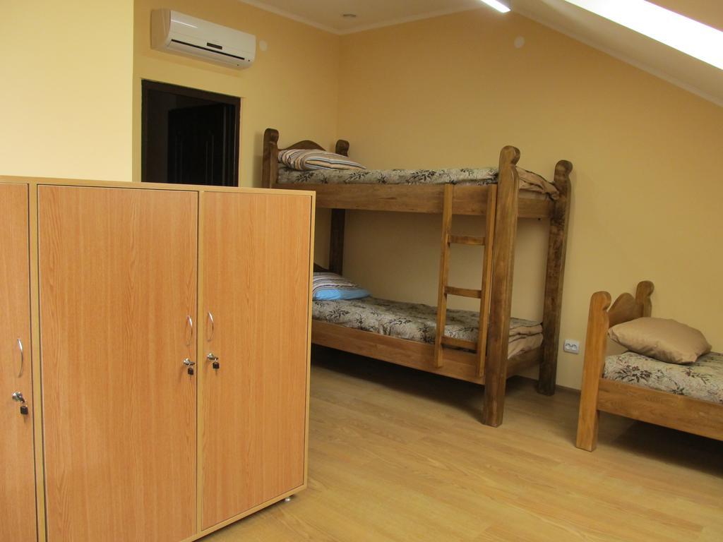 אוזהורוד Mini-Hotel Na Pidgradskiy חדר תמונה