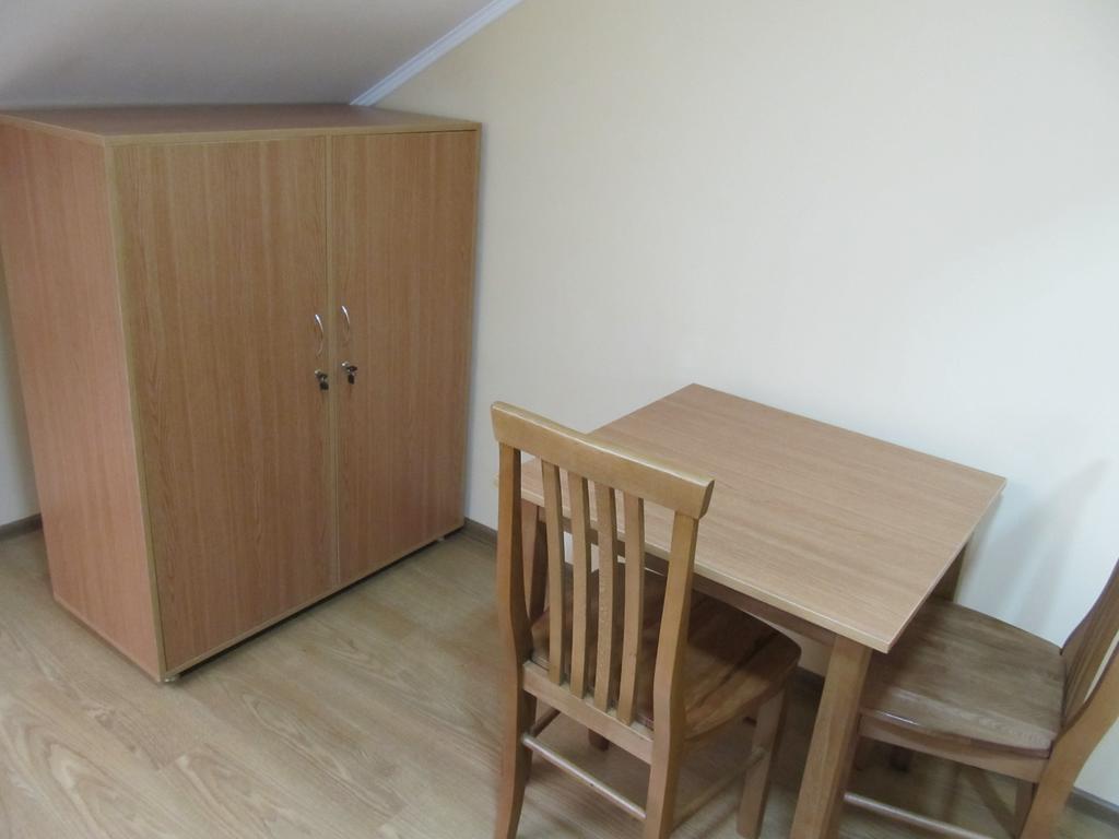 אוזהורוד Mini-Hotel Na Pidgradskiy חדר תמונה