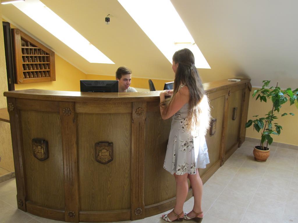 אוזהורוד Mini-Hotel Na Pidgradskiy מראה חיצוני תמונה